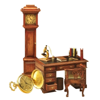 Chippendale longcase clock