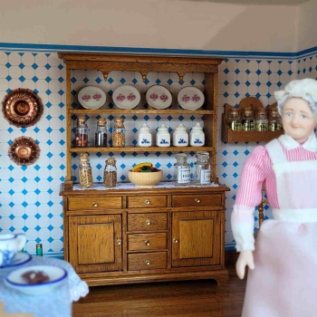 Complete set – Antique kitchen without stove